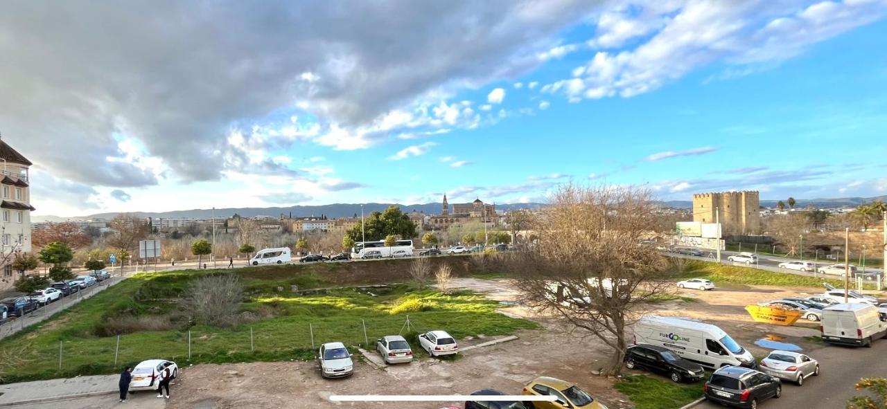 Appartement Puente A La Mezquita - Free Parking à Cordoue Extérieur photo